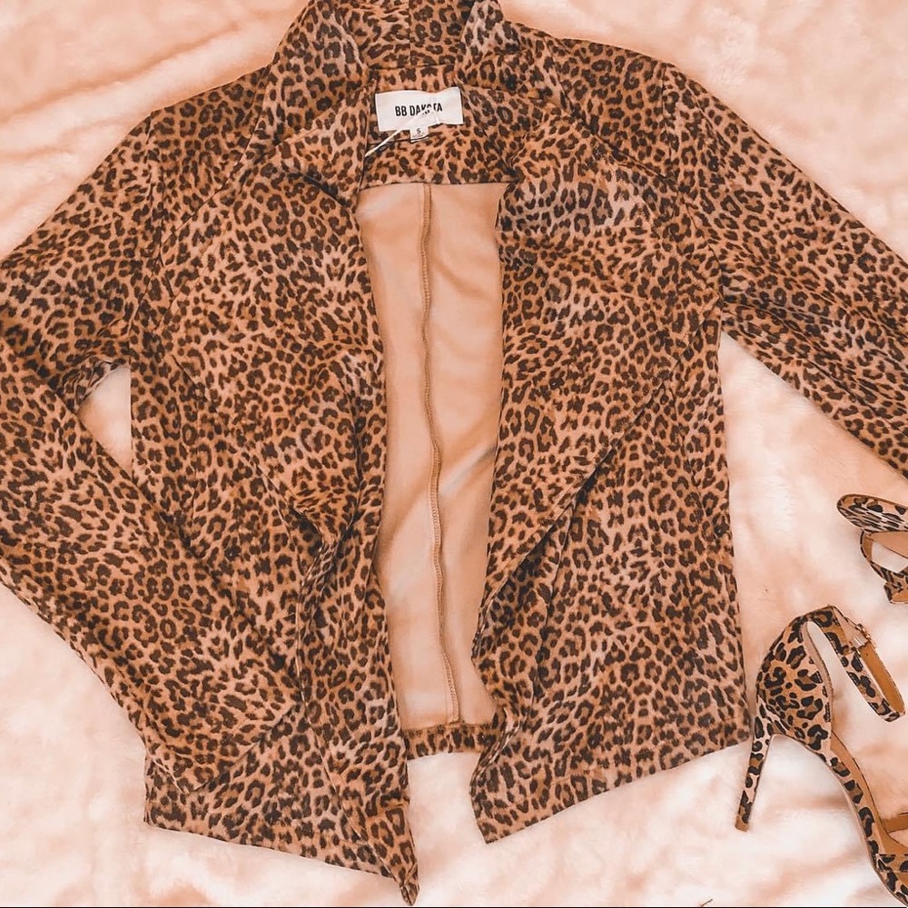 BB Dakota Leopard Print Drape Jacket